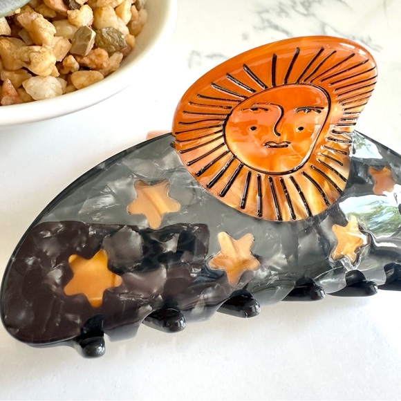 2/$30🌵 Sun Goddess Claw Clip Celestial Star Hair Accessory Acrylic NEW - Picture 5 of 10